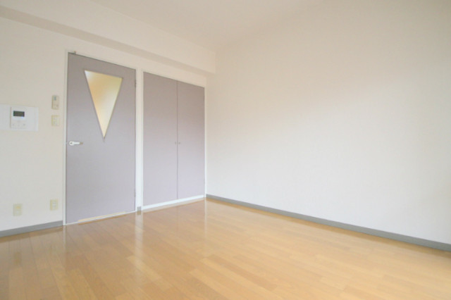 居室・リビング　明るい室内です。