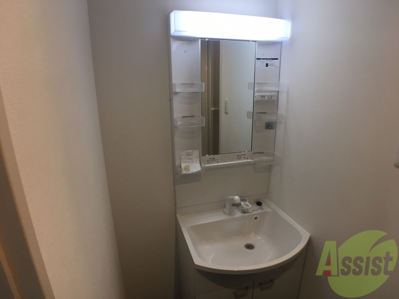 洗面設備　シャンプードレッサーで身支度もラクラクです！