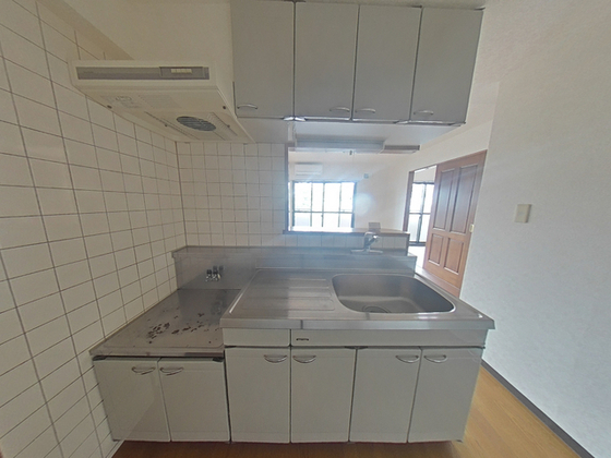 キッチン　※別部屋の写真です