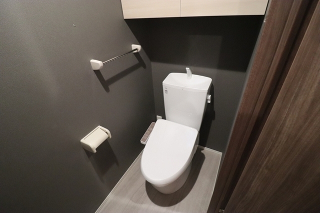 トイレ　トイレ　温水洗浄暖房便座