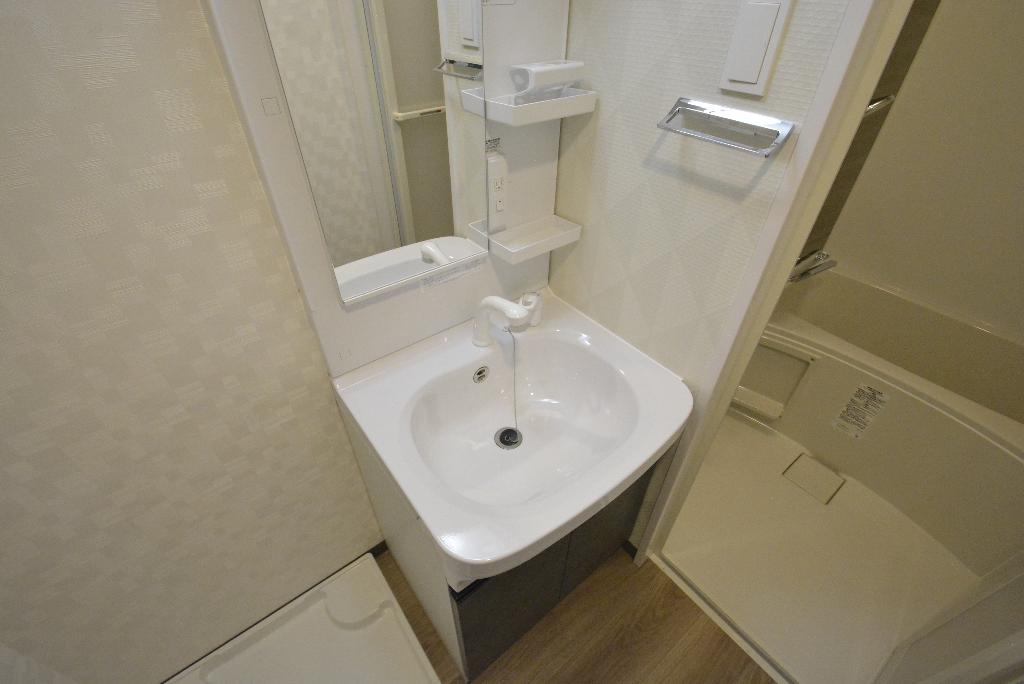 洗面設備　洗髪洗面化粧台