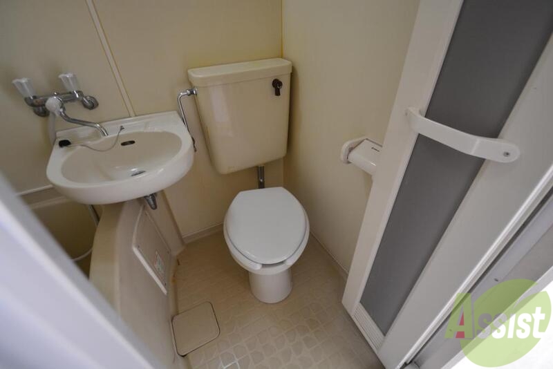 トイレ　水洗式のトイレです。