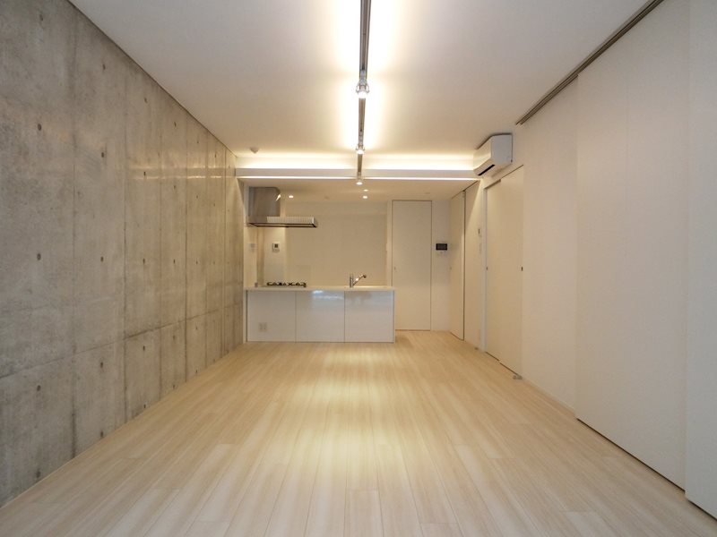 居室・リビング　※別部屋の参考写真です。