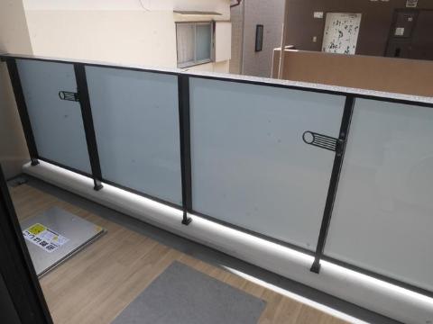 　バルコニー　ベランダ