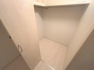 　収納　ウォークインクローゼット