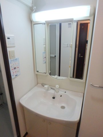 洗面設備　アーバネックス梅田東