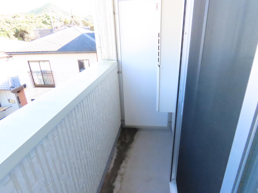 バルコニー　※別号室のお写真です