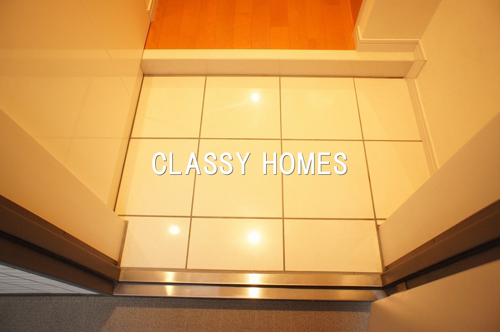 玄関　2008年竣工　ヴィーダスカイコート品川：玄関