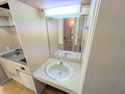 洗面設備　写真は４０２（南Ｂタイプ）