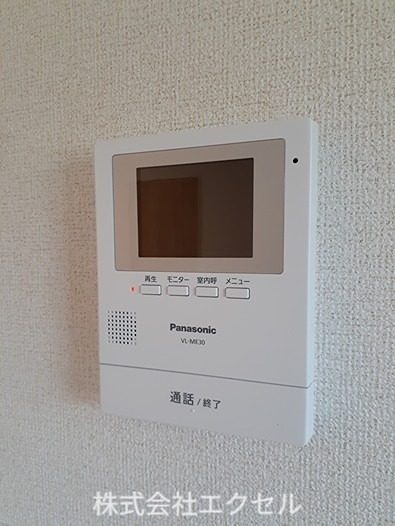 セキュリティ　モニター付きインターホンです。