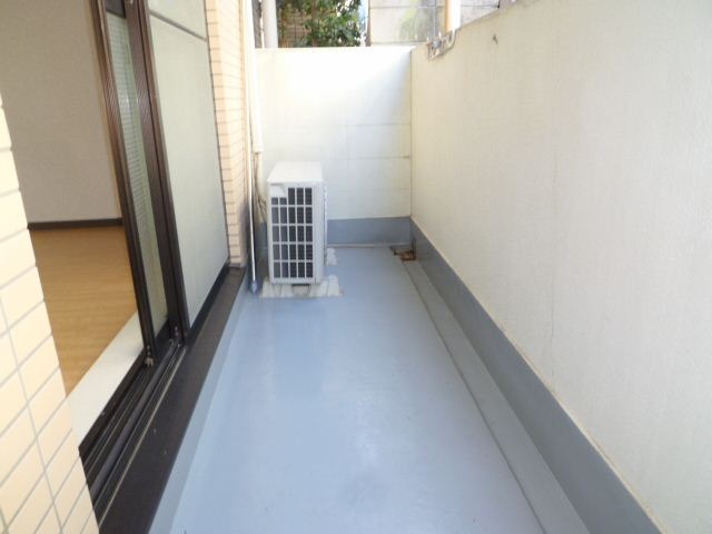 バルコニー　ベランダ