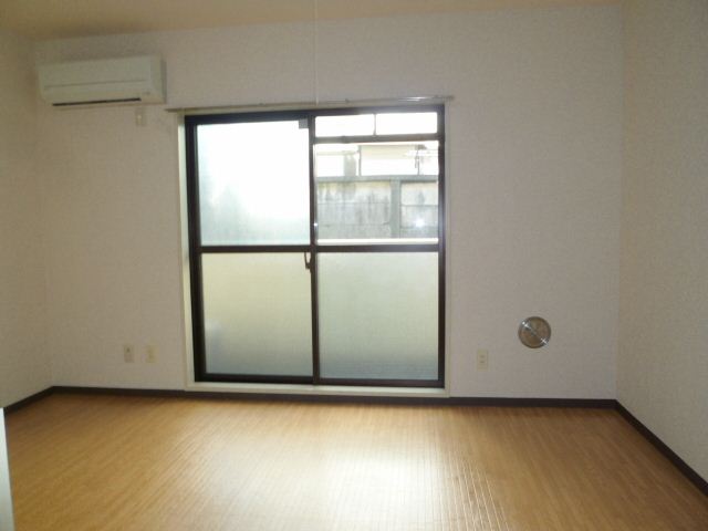 居室・リビング　居室