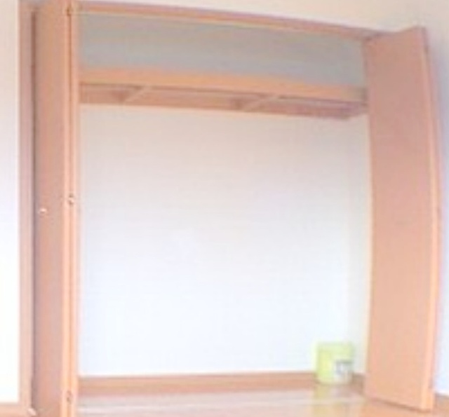 収納　クローゼット