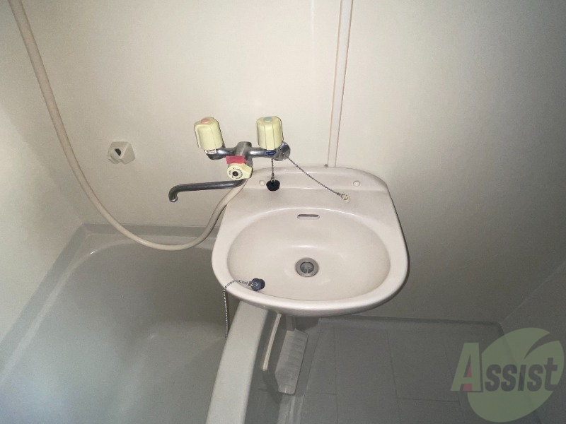 洗面設備　洗面台も利便性がありますね。