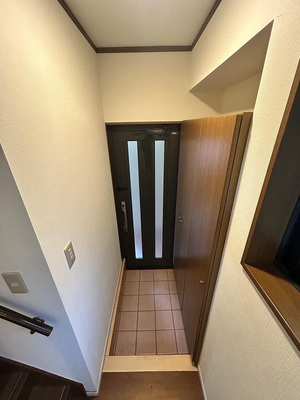 小机町戸建の玄関写真