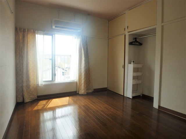 居室・リビング　※別部屋参考写真です。