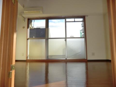 　居室・リビング　洋室