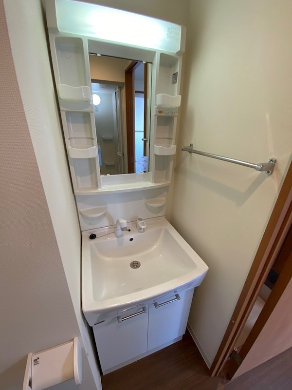 洗面設備　※別のお部屋のお写真です。御参考までに。