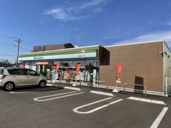 コンビニ　ファミリーマート 土浦真鍋二丁目店（コンビニ）まで400m