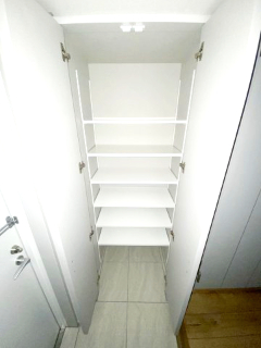 収納　※別部屋参考写真