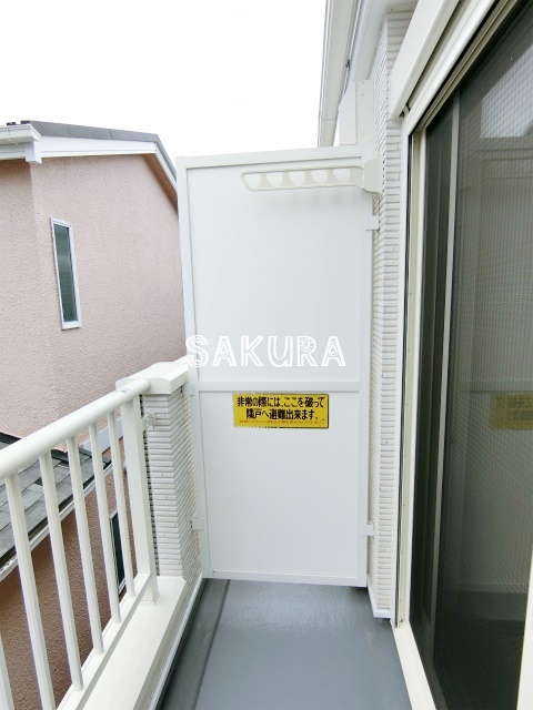 バルコニー　暖かな日差しのふりそそぐバルコニー♪