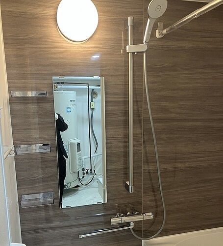 バス・シャワールーム