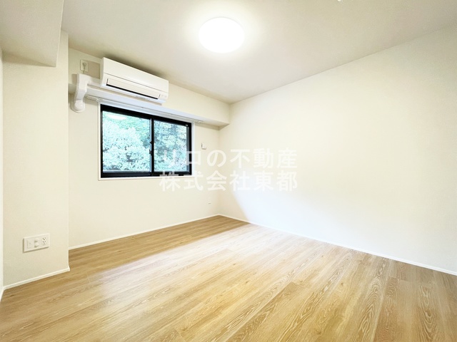 その他部屋・スペース　落ち着いた雰囲気で寝室向きのお部屋です♪
