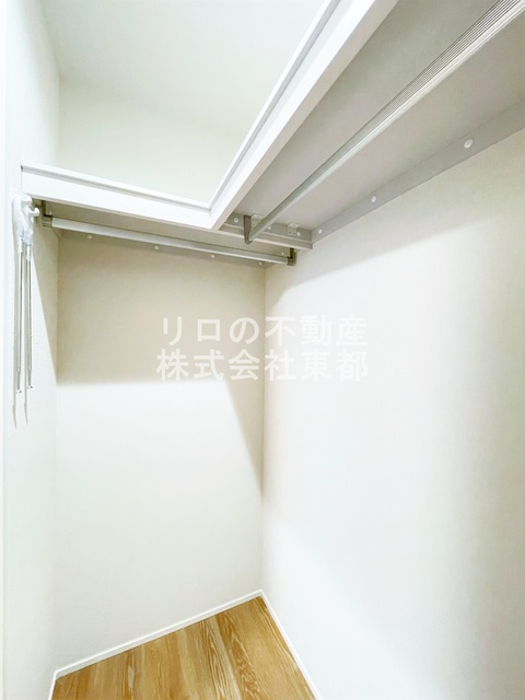 収納　奥行のあるウォークインクローゼットならお荷物多い方でも安心☆