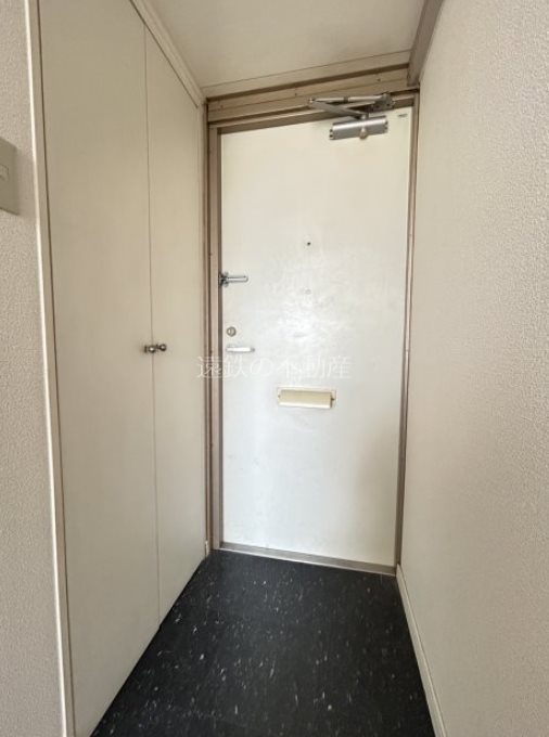 玄関　※他部屋参照