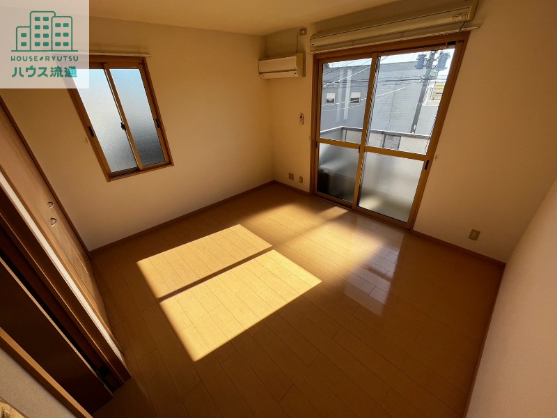 居室・リビング　※写真は別号室