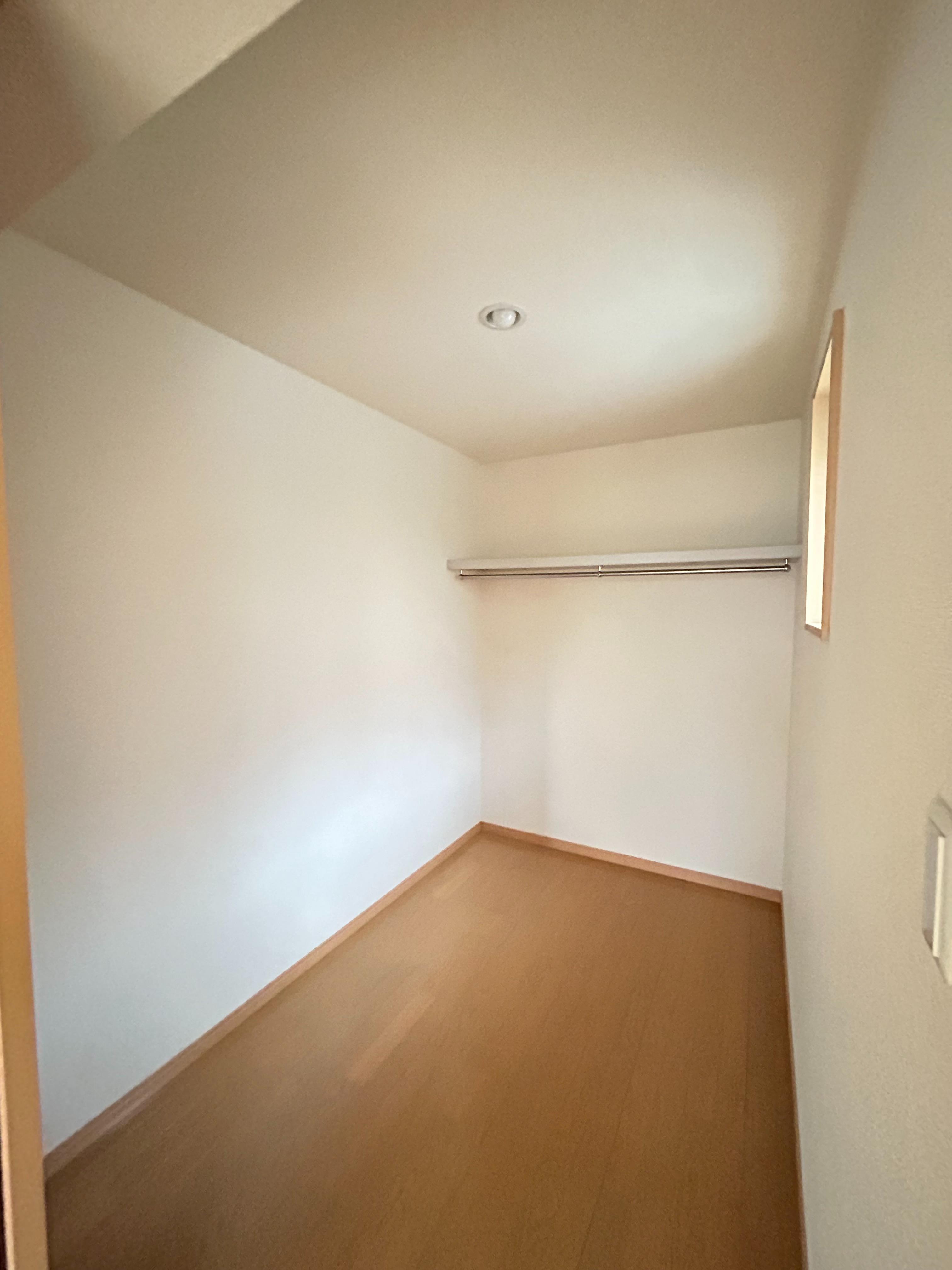 収納　広いウォークインクローゼット付きです！