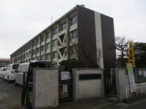 小学校　一宮市立末広小学校（小学校）まで654m