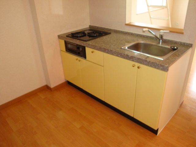 キッチン　ガスコンロ付き
