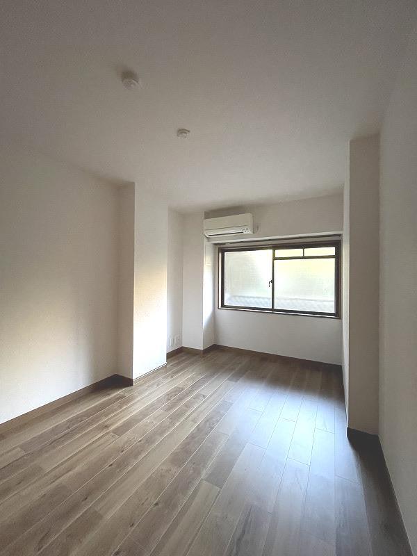 その他部屋・スペース　洋室8.3帖