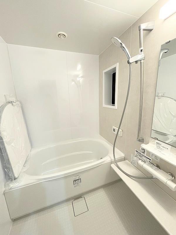 バス・シャワールーム　追い焚き機能付き