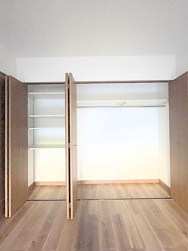 収納　クローゼット（洋室8.3帖側）