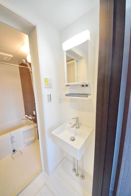 洗面設備　独立洗面台