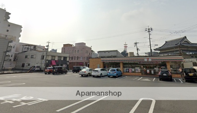 コンビニ　セブンイレブン（コンビニ）まで641m