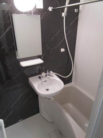 バス・シャワールーム　※同物件参考写真