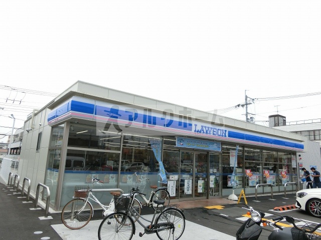 コンビニ　ローソン八尾木の本一丁目店（コンビニ）まで317m