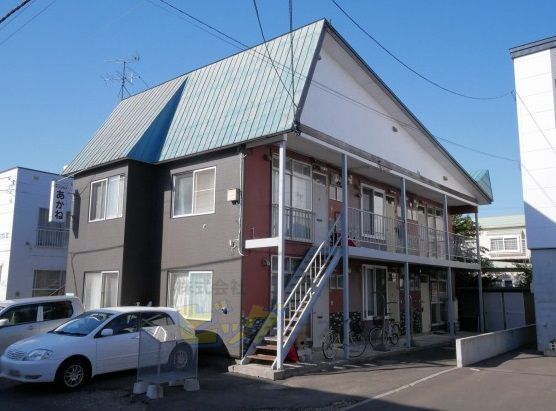 建物外観　外壁リフォーム済みです♪