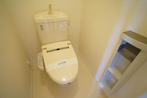 トイレ　シャワートイレ