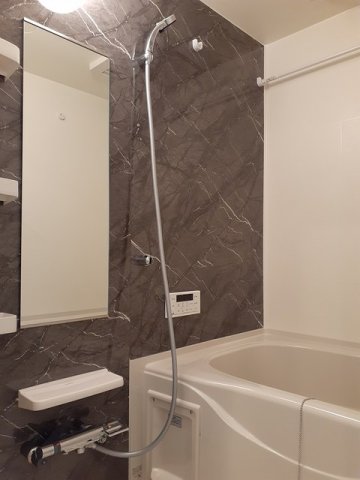 バス・シャワールーム　お風呂です