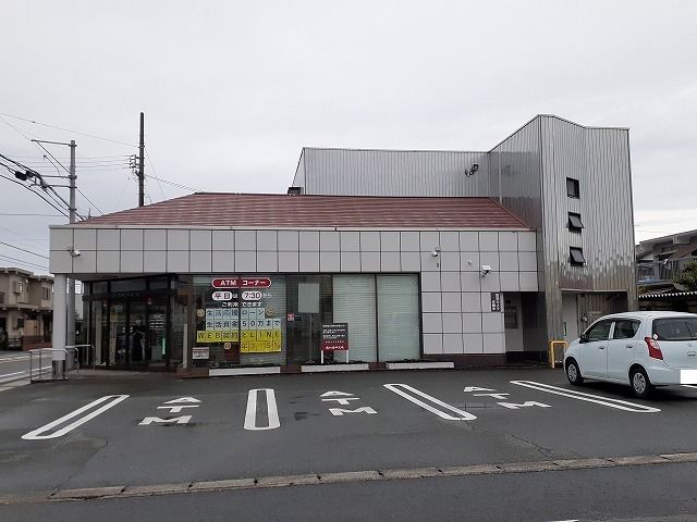 銀行　遠州信用金庫萩丘支店（銀行）まで600m