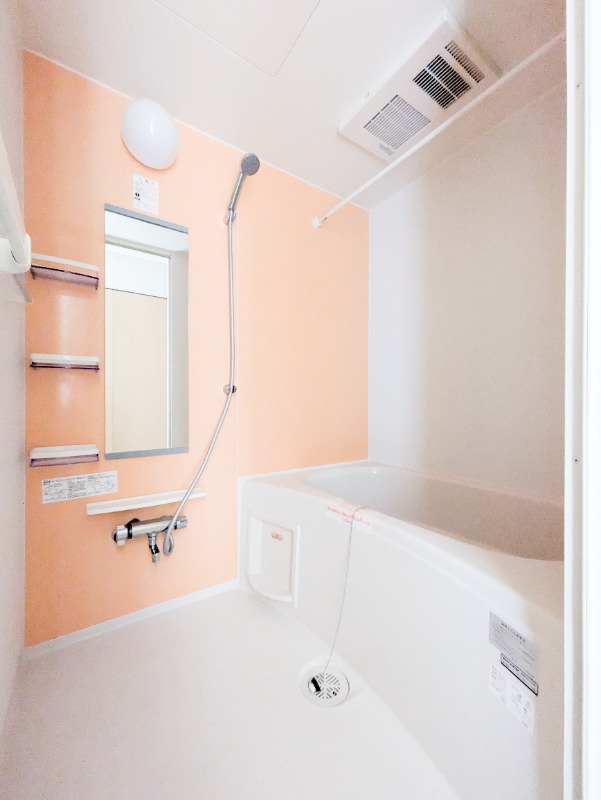 バス・シャワールーム　図面と現状に相違がある場合には現状を優先