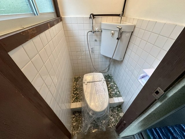 トイレ　バス・トイレ別です