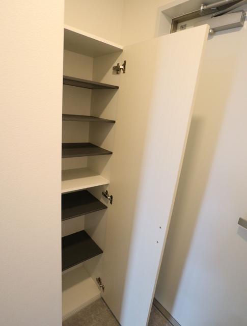 収納　収納　シューズボックス