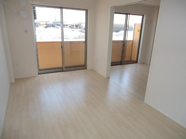 居室・リビング　リビング