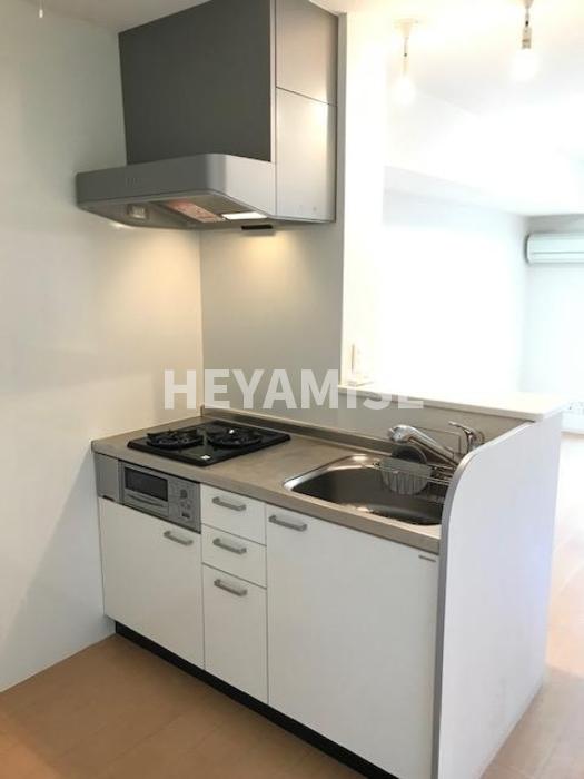 キッチン　※室内画像は別号室のもの