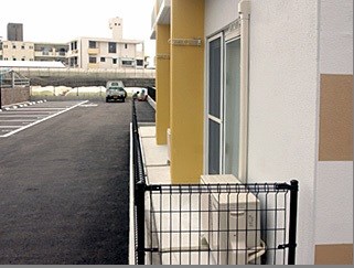 バルコニー　現状優先